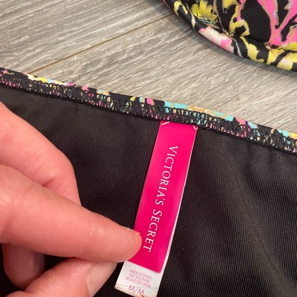 Victoria’s Secret paisley print bikini - Picture 2 of 3